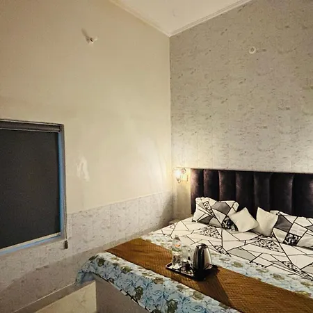 Nirvana Inn Guest House, Near Ram Mandir Ayodhya Exterior photo