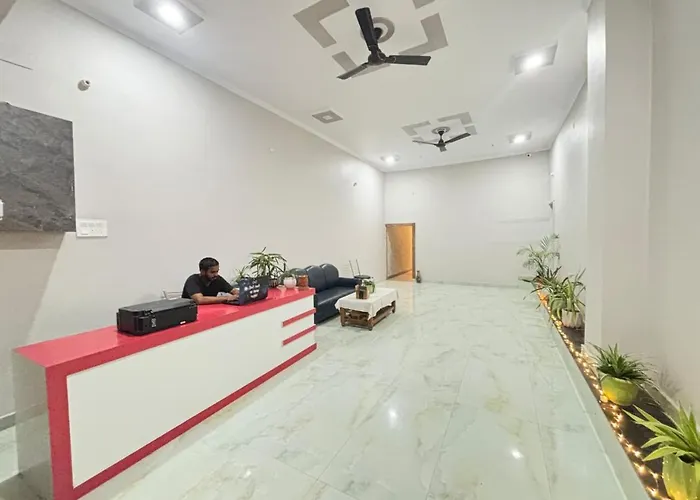 Nirvana Inn Guest House, Near Ram Mandir